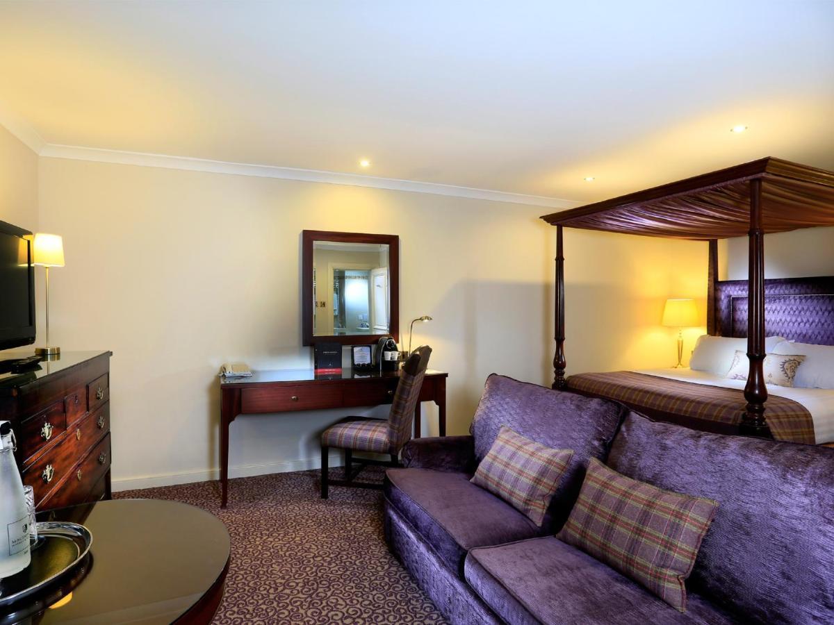 แมคโดนัลด์ ฮุสตัน เฮาส์ โฮเต็ล แอนด์ สปา Hotel Uphall ภายนอก รูปภาพ
